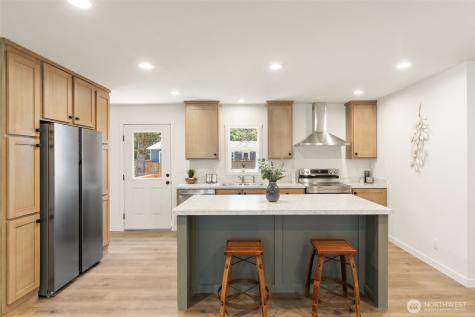 1090 Koontz Road Chehalis WA 98532