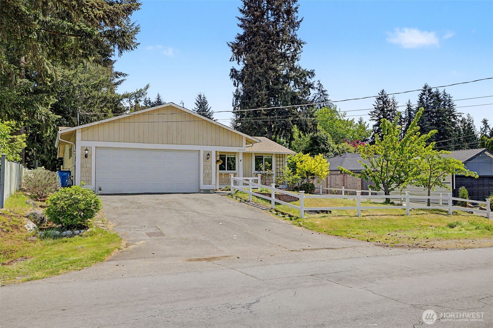 19922 Dayton Avenue N Shoreline WA 98133