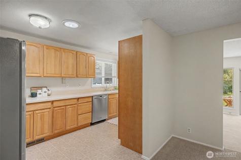 19922 Dayton Avenue N Shoreline WA 98133