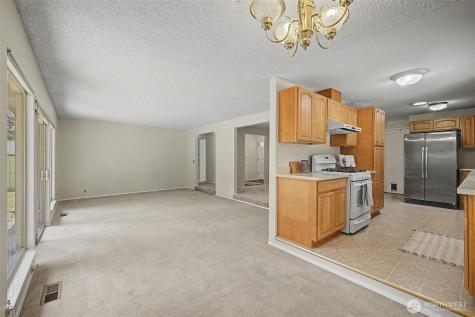 19922 Dayton Avenue N Shoreline WA 98133