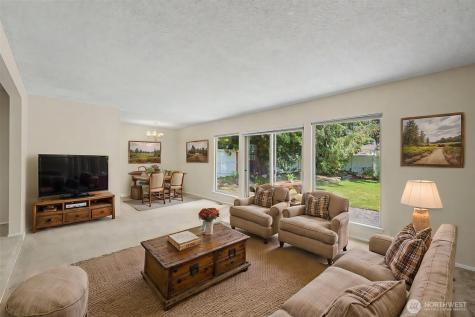 19922 Dayton Avenue N Shoreline WA 98133