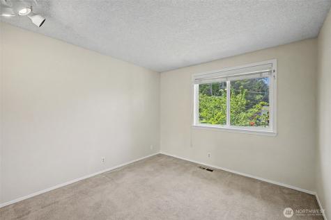 19922 Dayton Avenue N Shoreline WA 98133