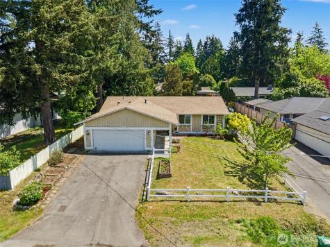 19922 Dayton Avenue N Shoreline WA 98133