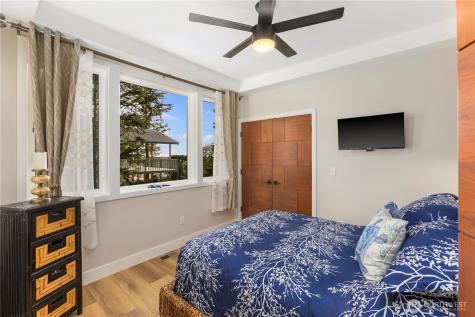 31302 J Place Ocean Park WA 98640