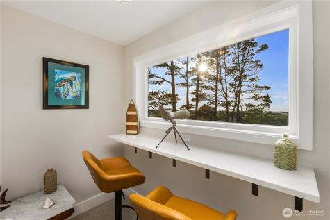 31302 J Place Ocean Park WA 98640