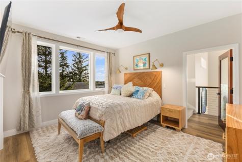 31302 J Place Ocean Park WA 98640