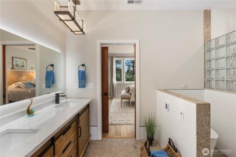 31302 J Place Ocean Park WA 98640
