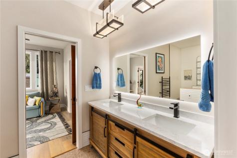 31302 J Place Ocean Park WA 98640