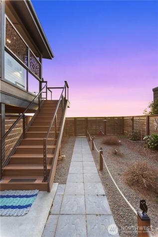 31302 J Place Ocean Park WA 98640