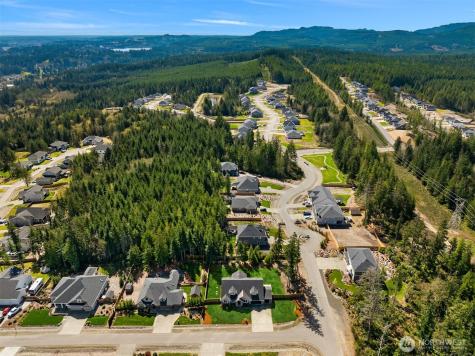 5597 NW Muddy Paws Court Bremerton WA 98312