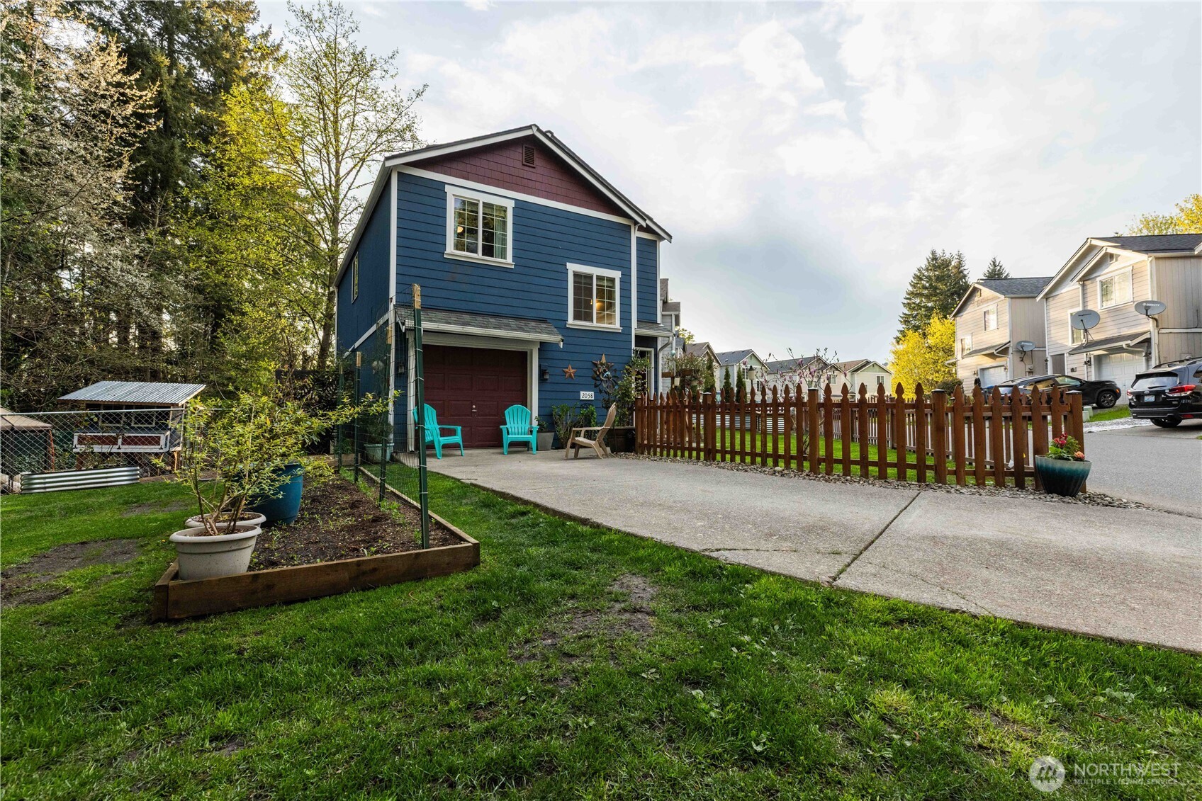 2058 NE Green Glen Lane Bremerton WA 98311