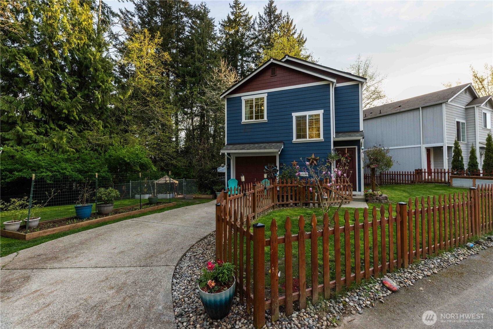 2058 NE Green Glen Lane Bremerton WA 98311