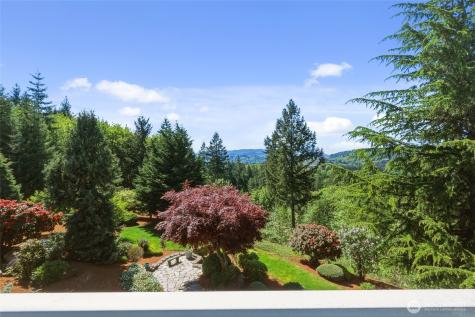 4295 Bush Mountain Drive SW Tumwater WA 98512