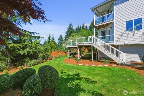 4295 Bush Mountain Drive SW Tumwater WA 98512