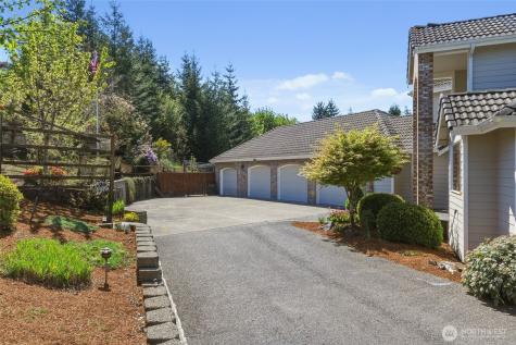 4295 Bush Mountain Drive SW Tumwater WA 98512