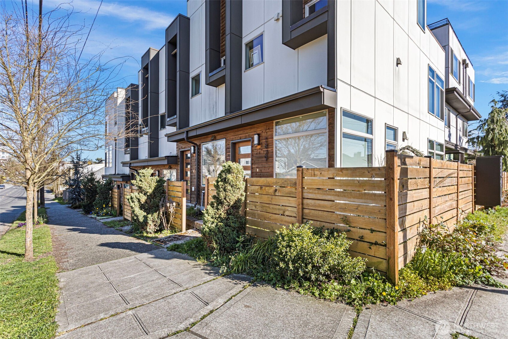 1827 NW 85th Street Seattle WA 98117