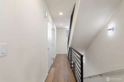 1827 NW 85th Street Seattle WA 98117