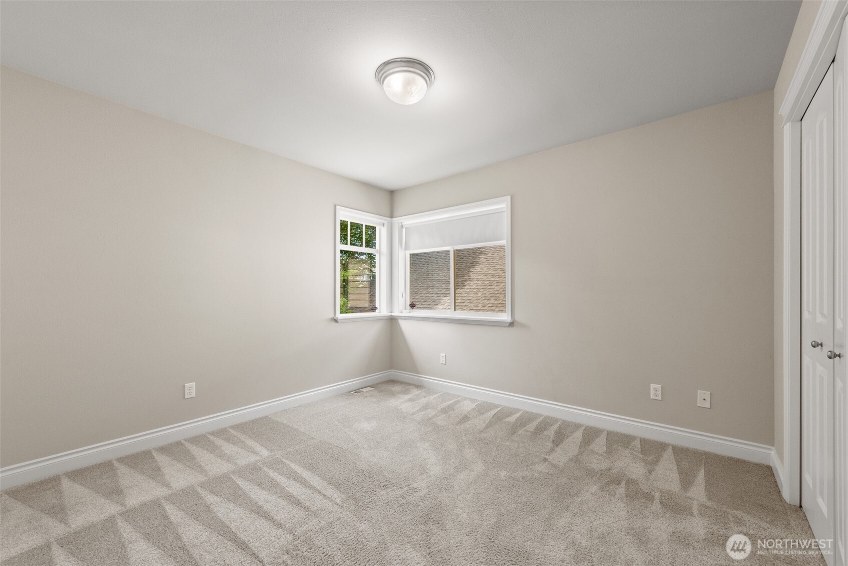 8816 140th Avenue SE Newcastle WA 98059