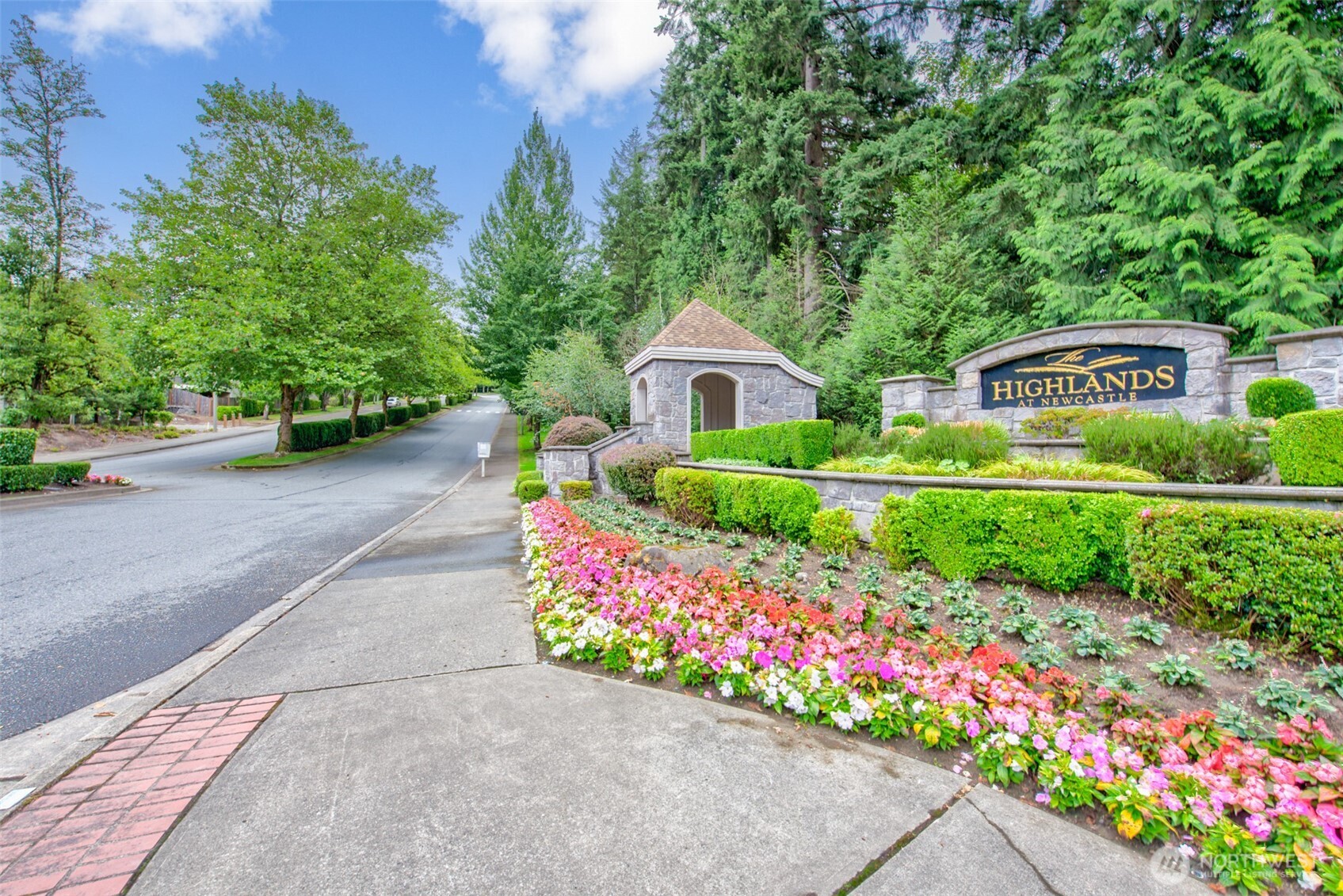 8816 140th Avenue SE Newcastle WA 98059