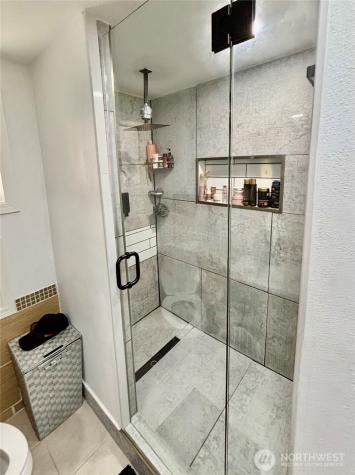 12221 94th Place NE Kirkland WA 98034