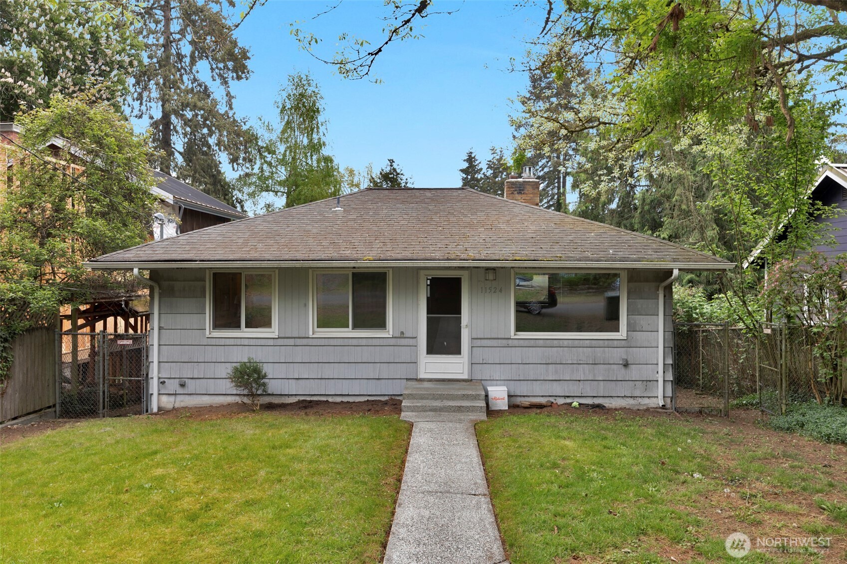 11524 32nd Avenue NE Seattle WA 98125