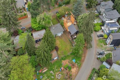 11524 32nd Avenue NE Seattle WA 98125
