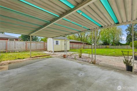 5802 108th Avenue Court E Puyallup WA 98372