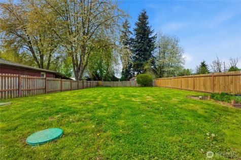 5802 108th Avenue Court E Puyallup WA 98372