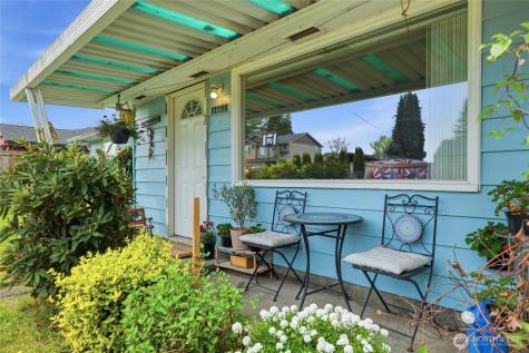 5802 108th Avenue Court E Puyallup WA 98372