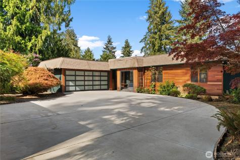 9811 74th Avenue E Puyallup WA 98373