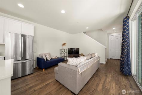 13218 192nd Avenue E Bonney Lake WA 98391
