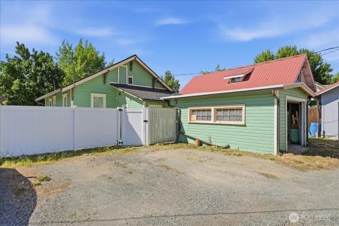 319 Cottage Avenue Cashmere WA 98815