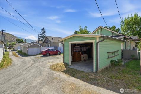 319 Cottage Avenue Cashmere WA 98815