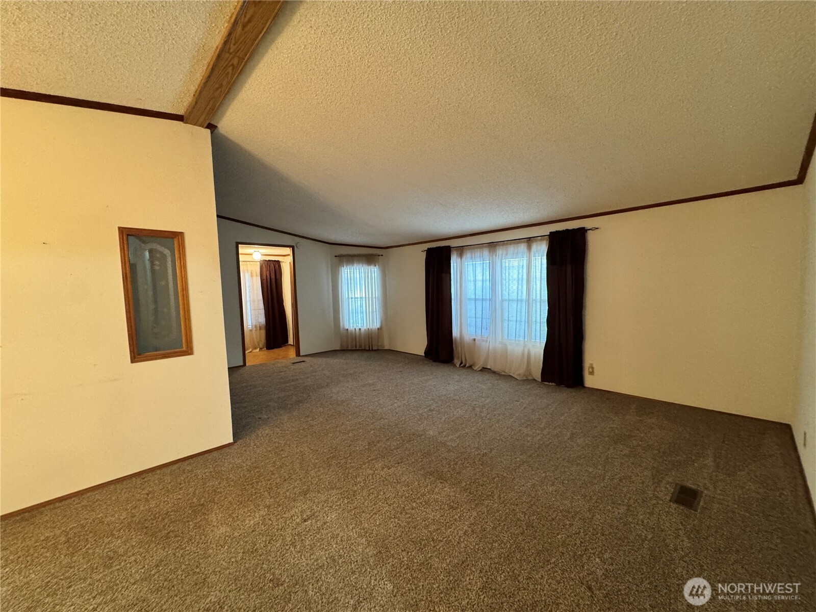 2388 Sparrow Loop Kelso WA 98626