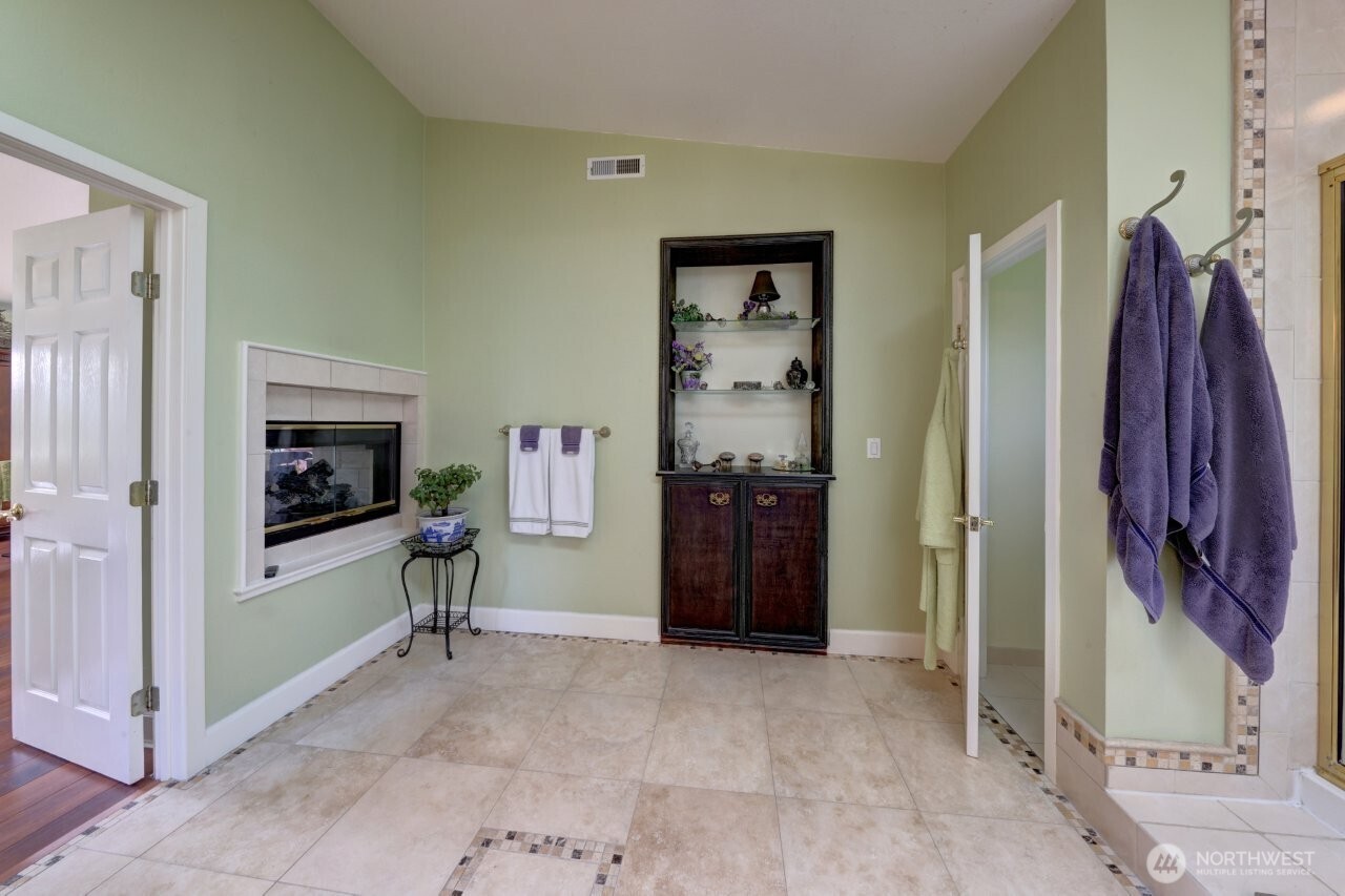 33704 J Place Ocean Park WA 98640