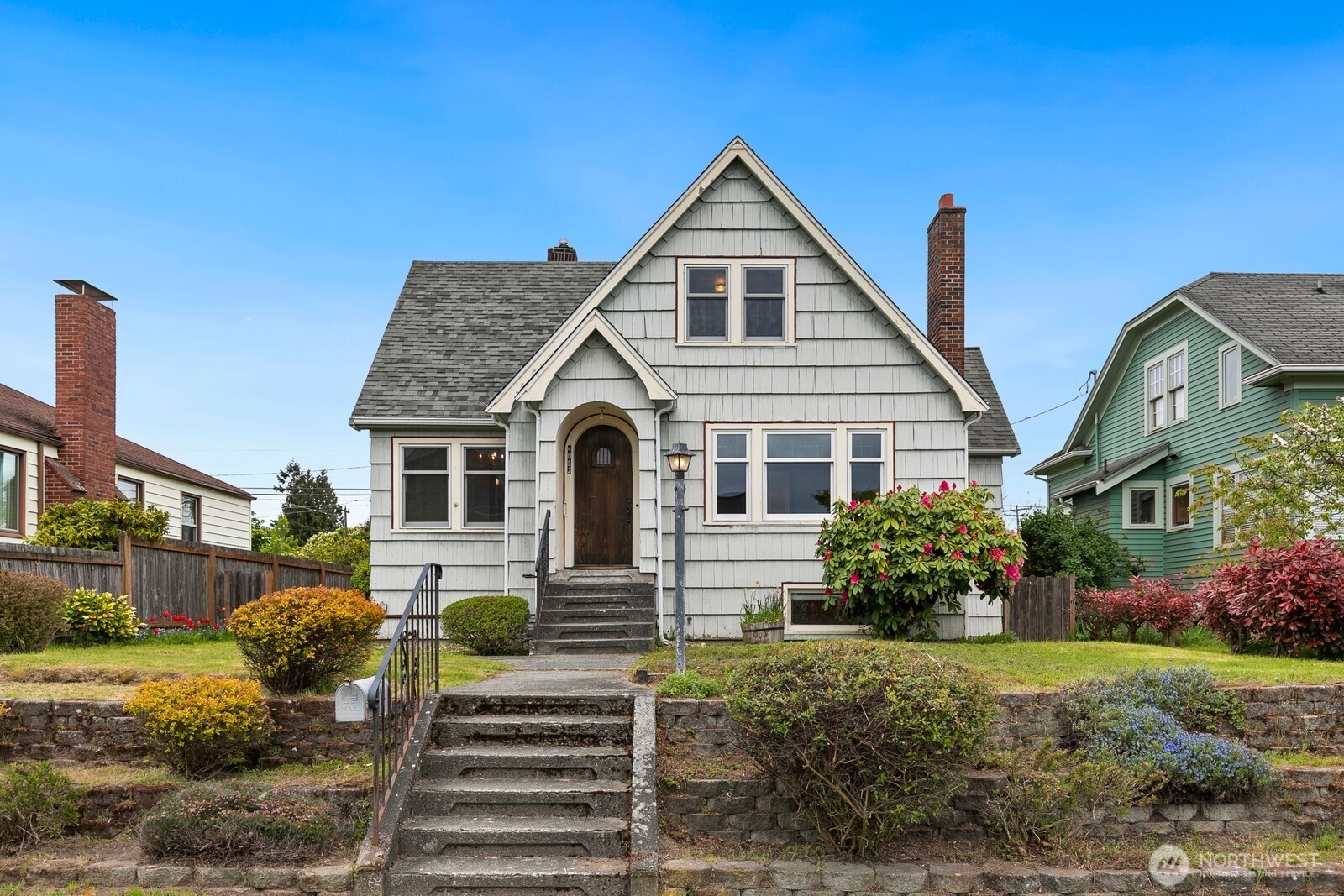 4052 44th Avenue SW Seattle WA 98116