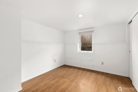 4052 44th Avenue SW Seattle WA 98116
