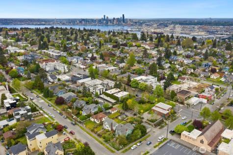 4052 44th Avenue SW Seattle WA 98116