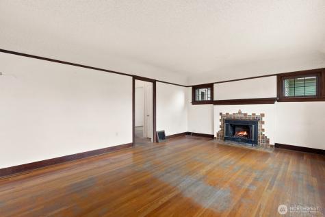 4052 44th Avenue SW Seattle WA 98116
