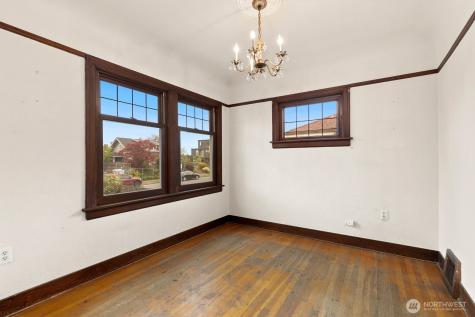 4052 44th Avenue SW Seattle WA 98116