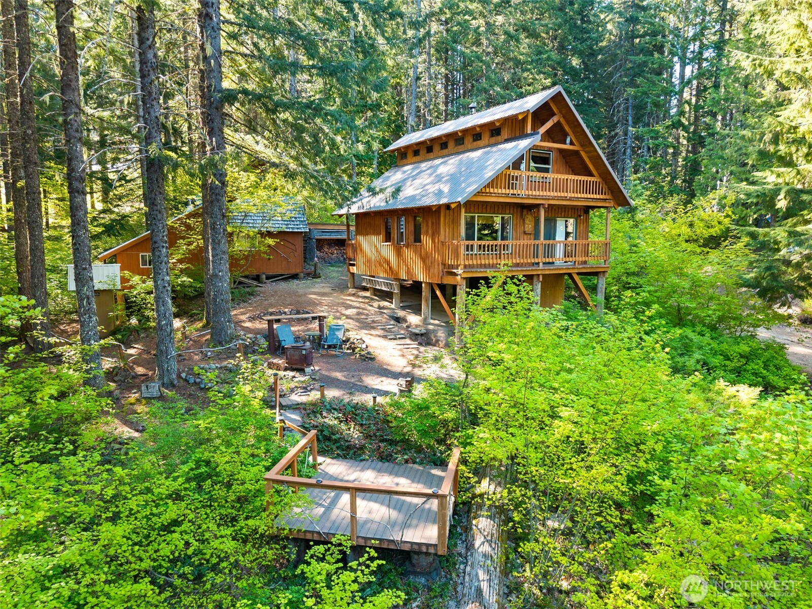 2500 4 Peaks Drive Cougar WA 98616