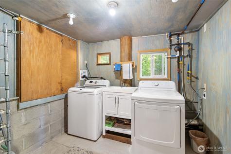 2500 4 Peaks Drive Cougar WA 98616