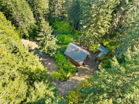2500 4 Peaks Drive Cougar WA 98616