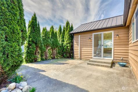 930 Montague Avenue Darrington WA 98241