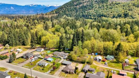 930 Montague Avenue Darrington WA 98241