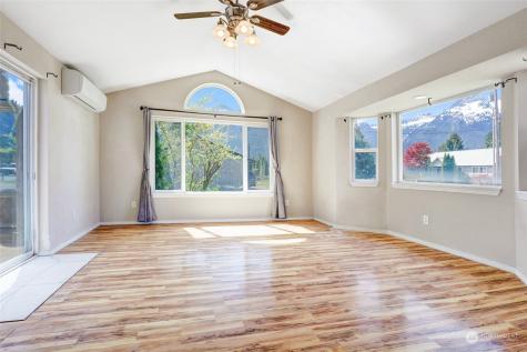 930 Montague Avenue Darrington WA 98241