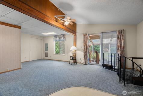 6091 NE Twin Spits Road Hansville WA 98340