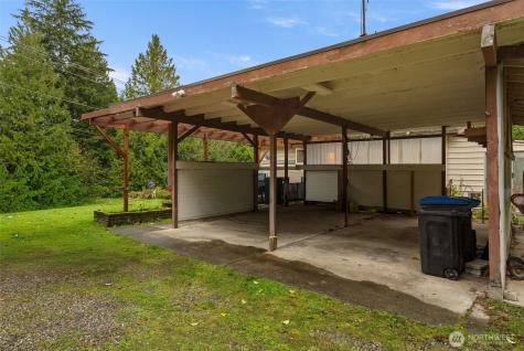 6091 NE Twin Spits Road Hansville WA 98340