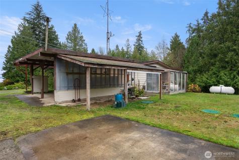 6091 NE Twin Spits Road Hansville WA 98340