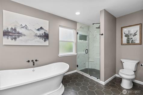 4972 Hawks Nest Lane SW Port Orchard WA 98367